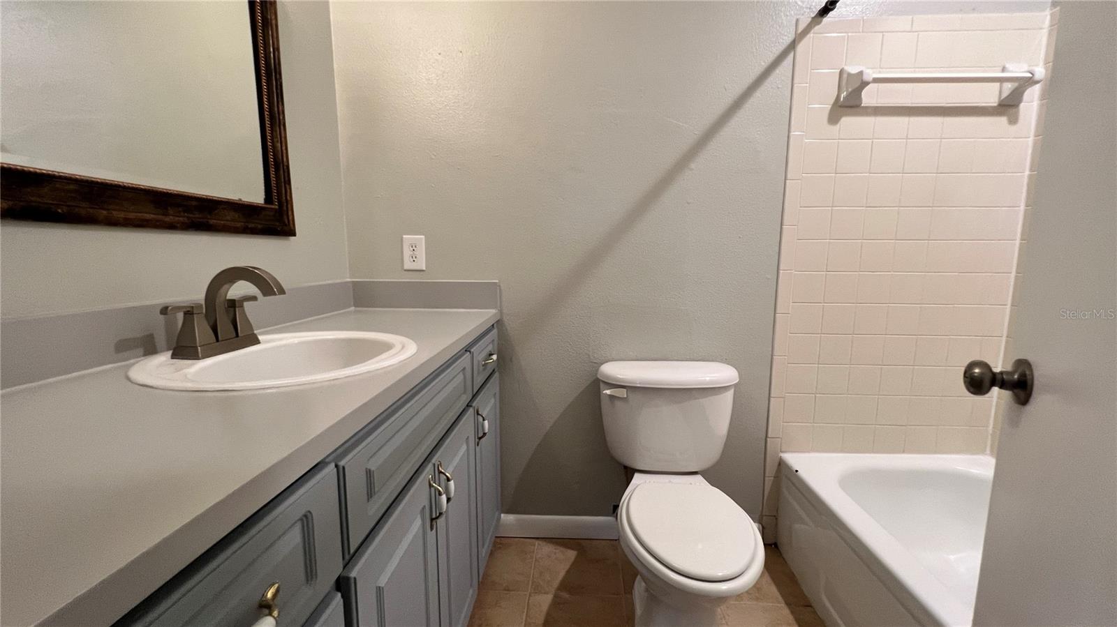 Image 14 of 19 For 632 Pavare Court 632