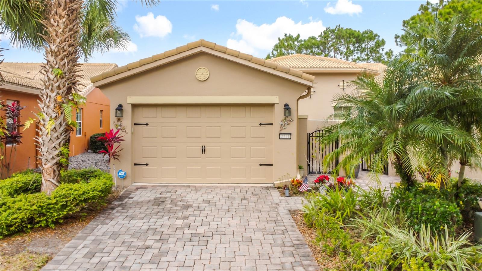 Image 10 of 77 For 2711 Palm Tree Drive