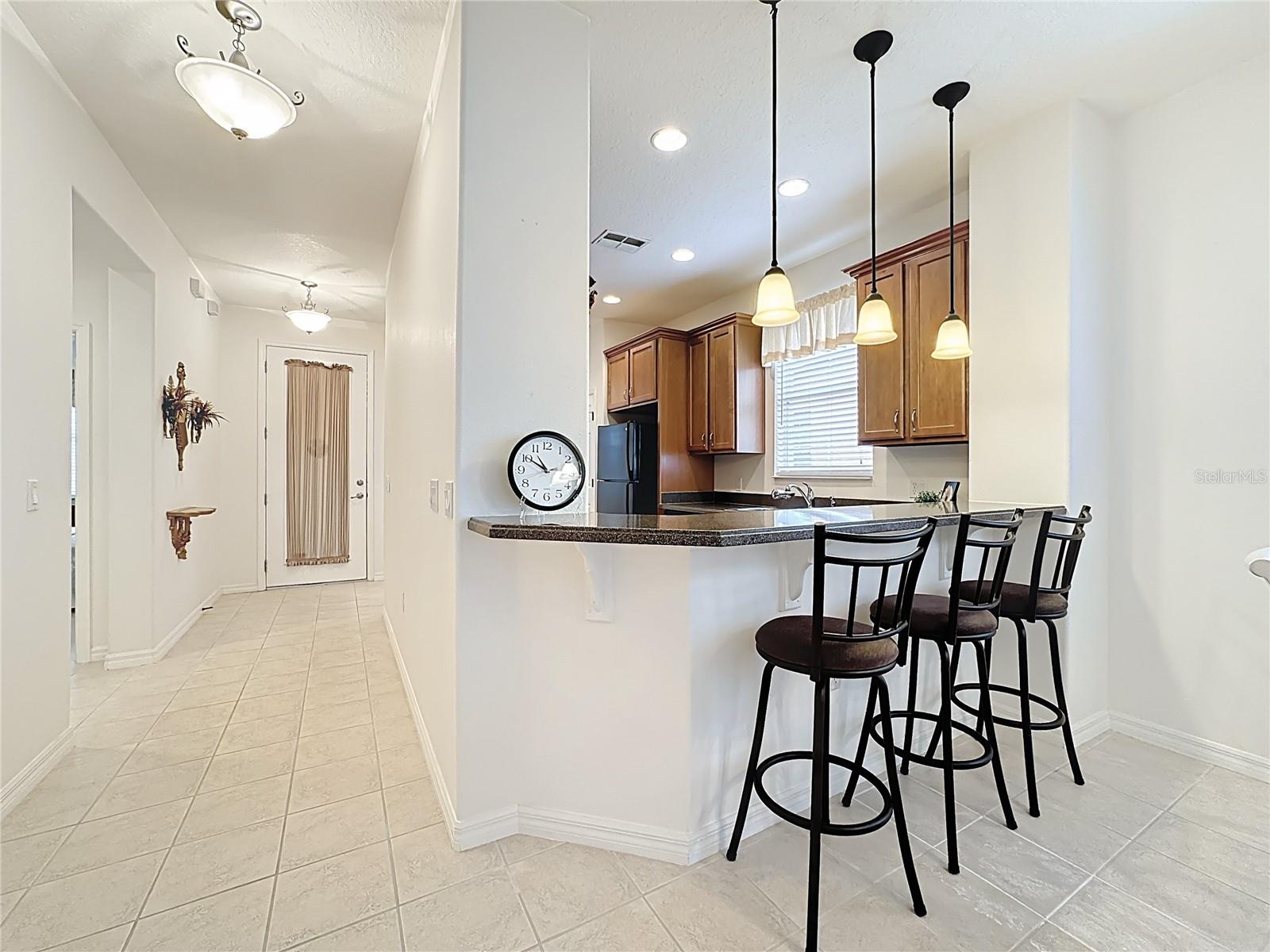 Image 22 of 77 For 2711 Palm Tree Drive