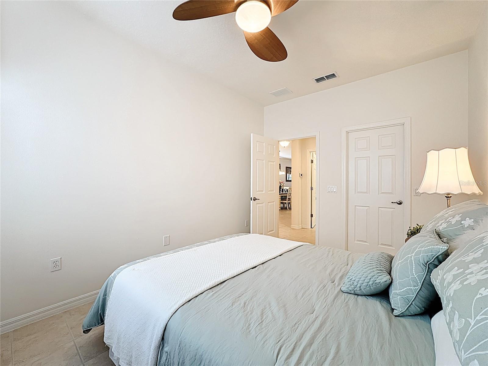 Image 37 of 77 For 2711 Palm Tree Drive