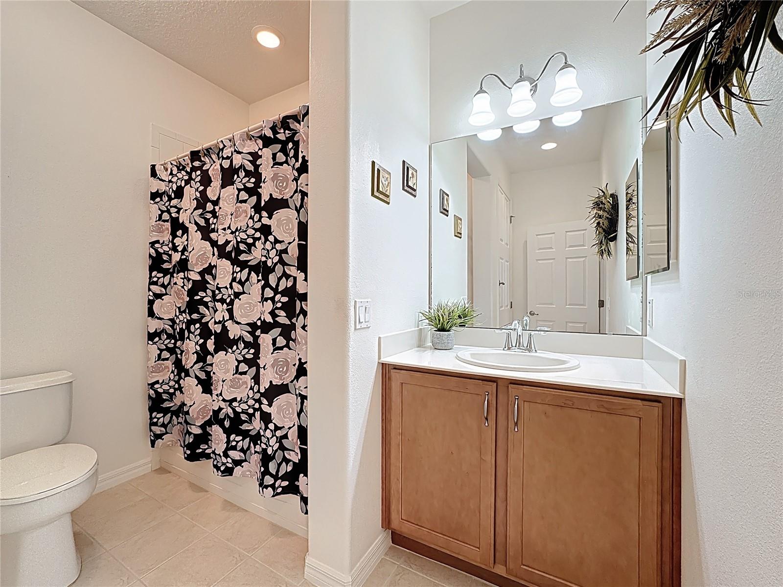 Image 38 of 77 For 2711 Palm Tree Drive