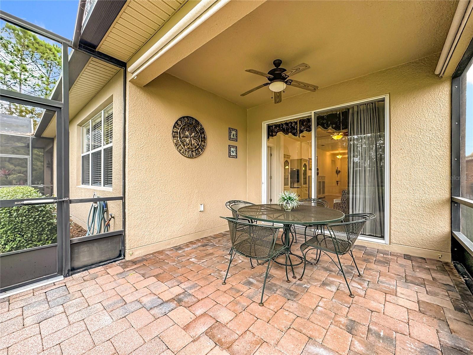 Image 43 of 77 For 2711 Palm Tree Drive