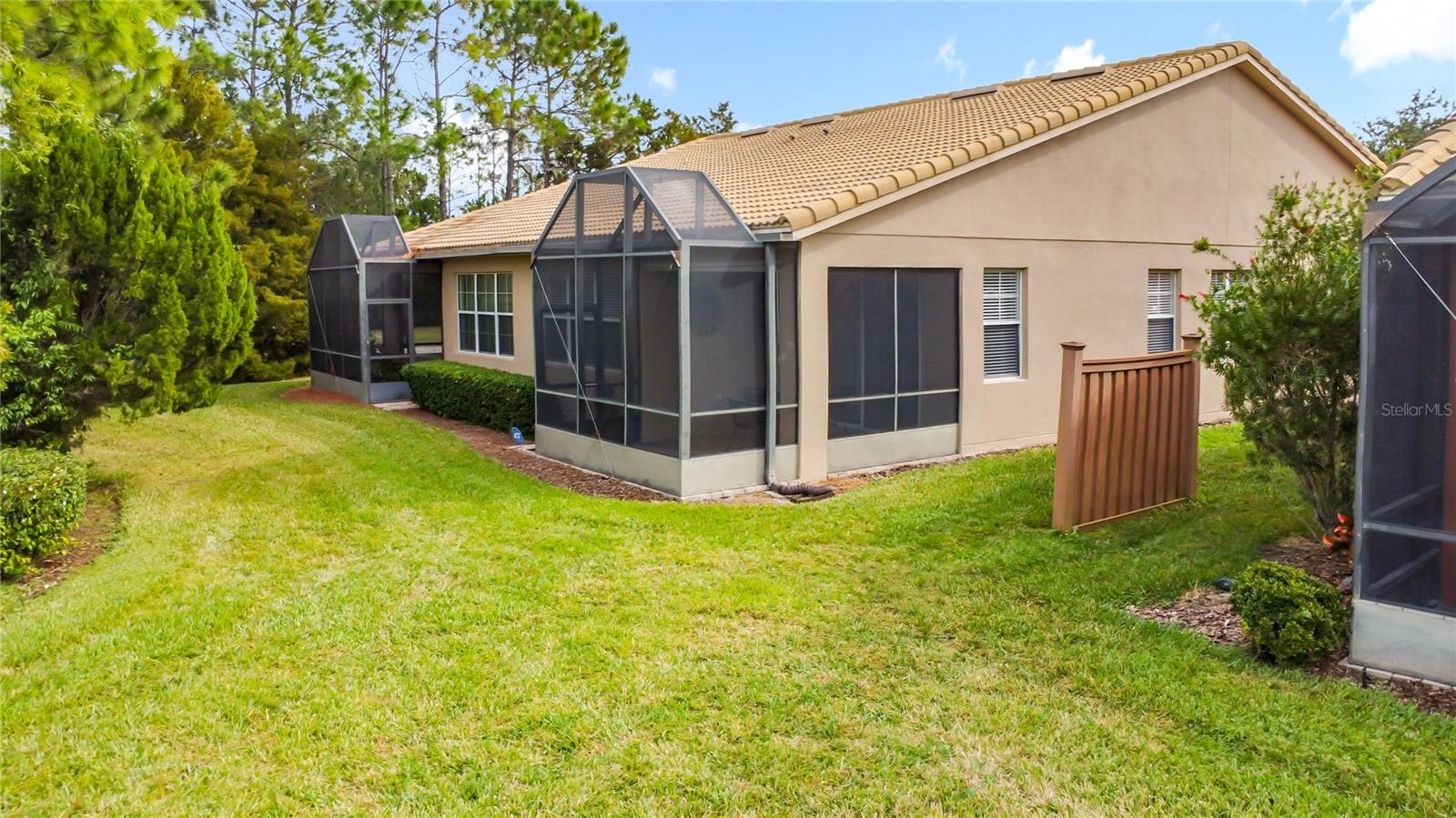 Image 44 of 77 For 2711 Palm Tree Drive