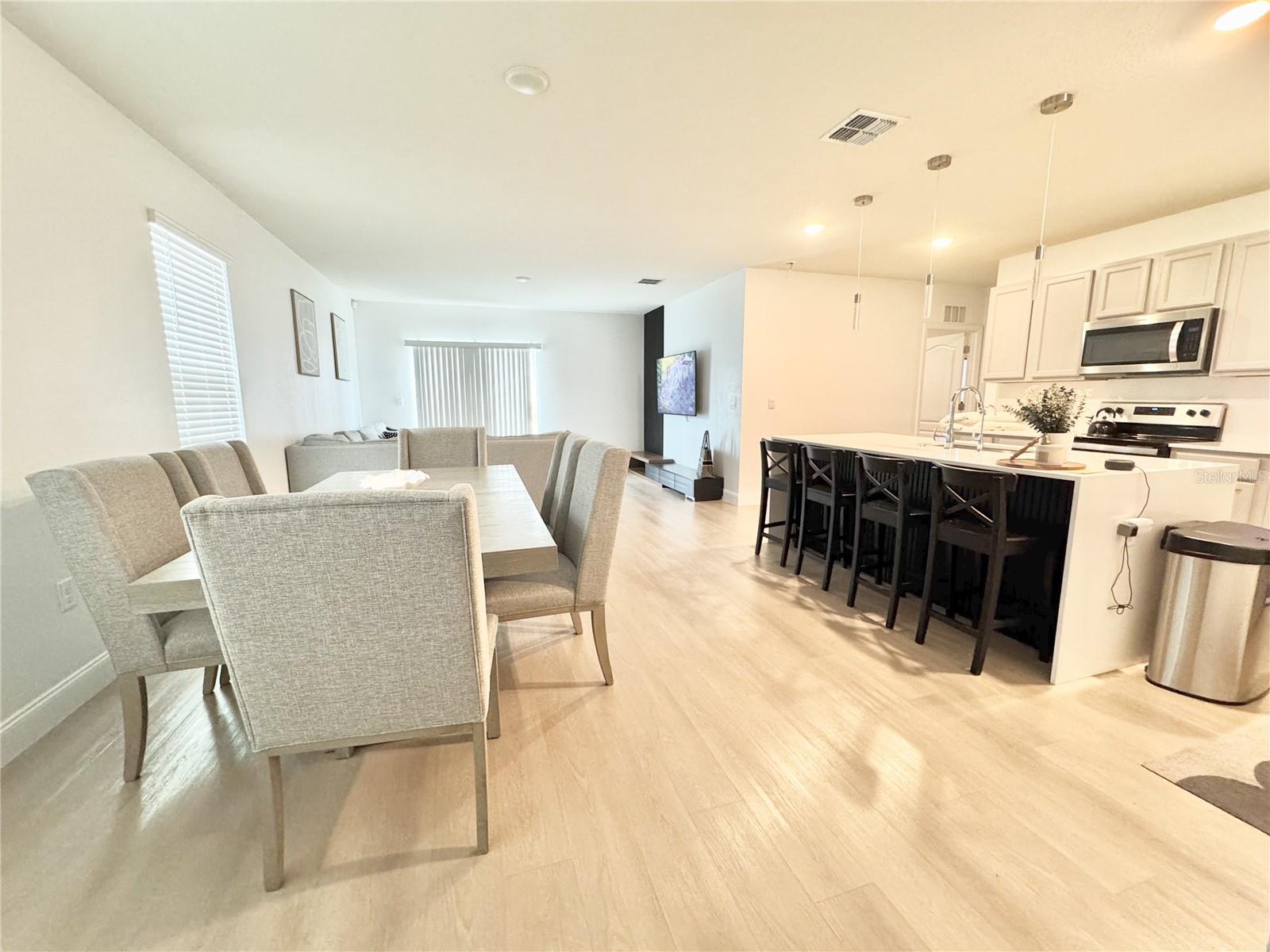 Image 2 of 20 For 1388 Berry Ln