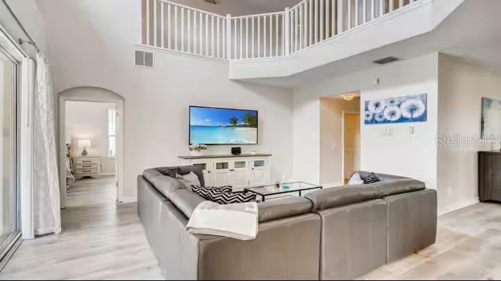 Image 5 of 34 For 8527 La Isla Drive