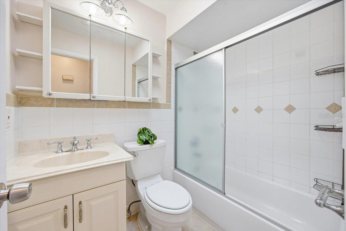 Image 16 of 36 For 5681 Tulip Avenue