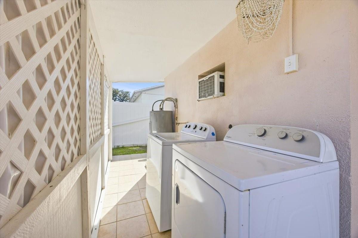 Image 21 of 36 For 5681 Tulip Avenue