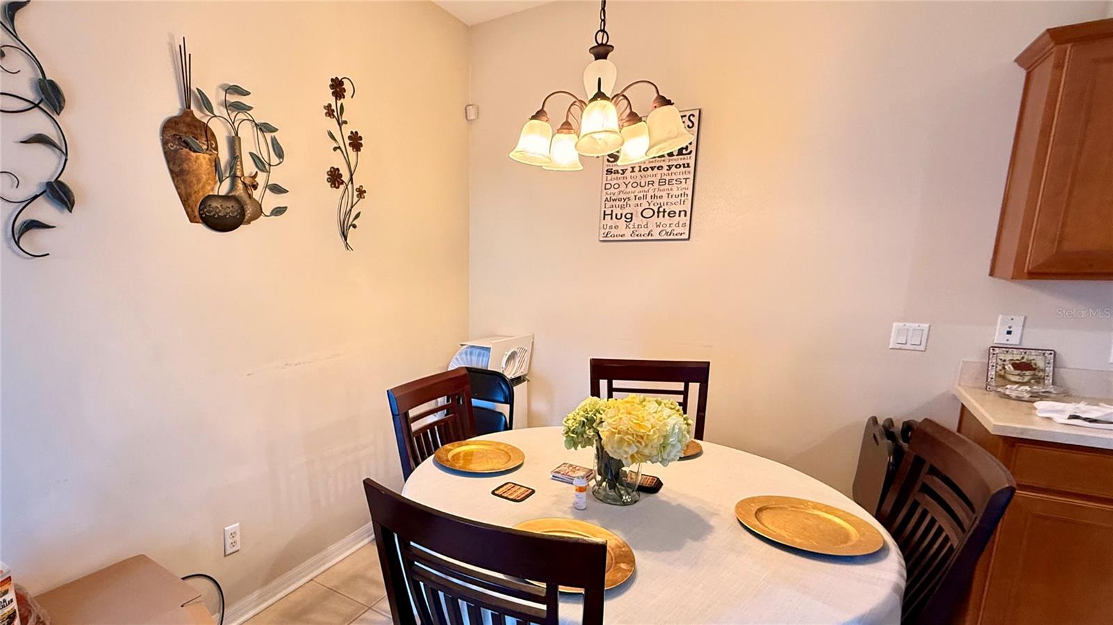 Image 10 of 19 For 4670 Capital Boulevard