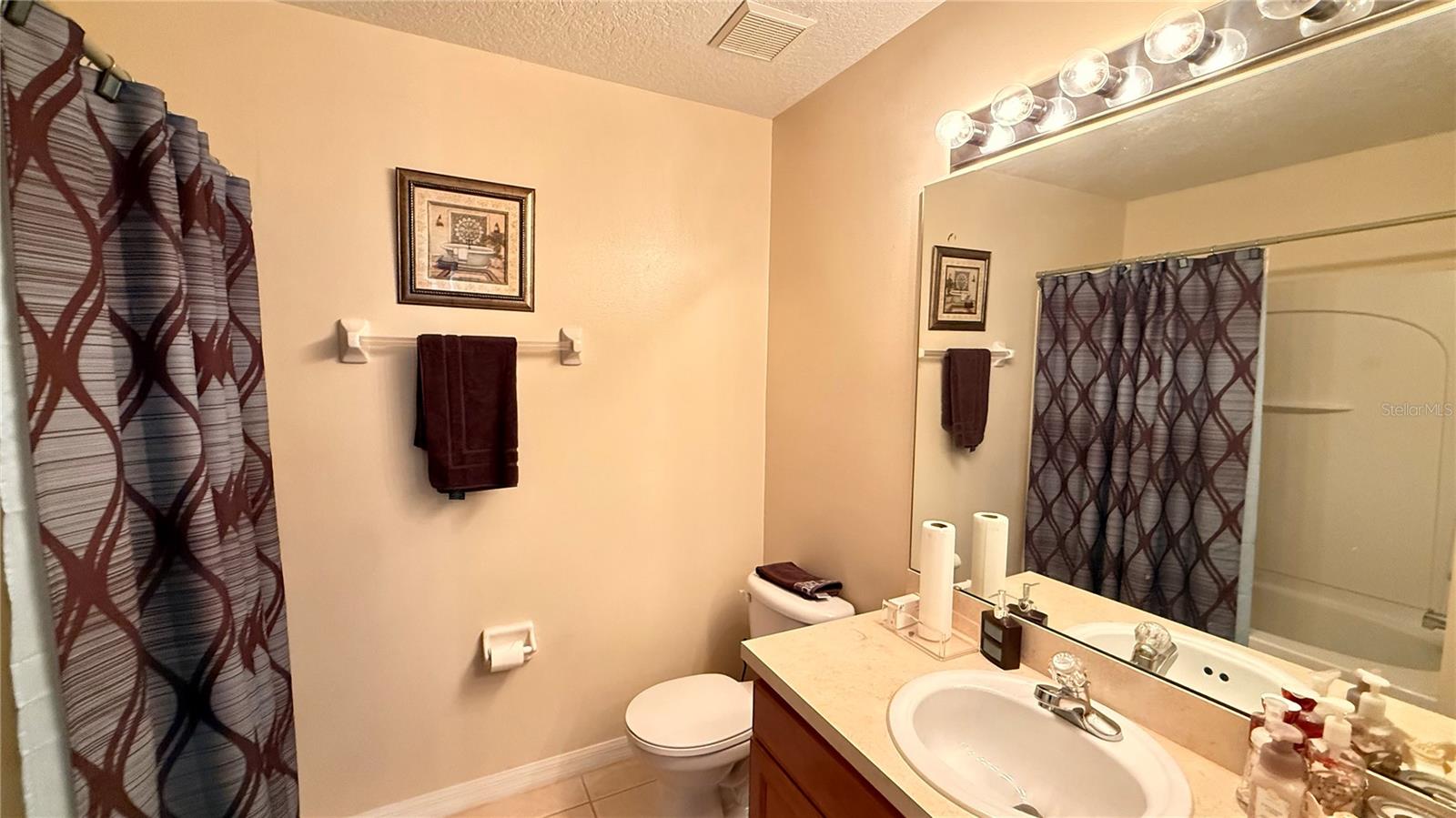 Image 16 of 19 For 4670 Capital Boulevard