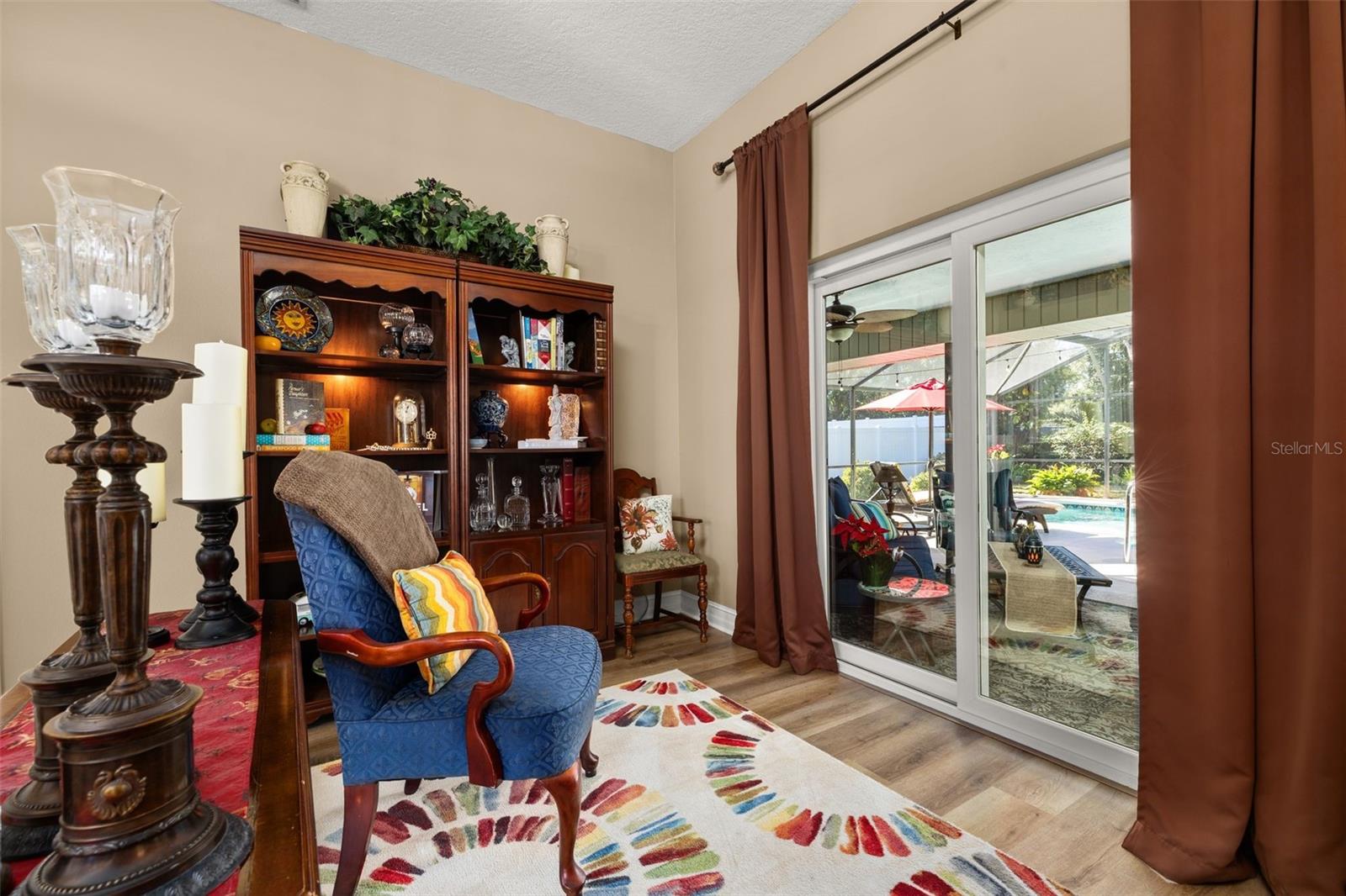 Image 15 of 80 For 1737 Queen Palm Drive