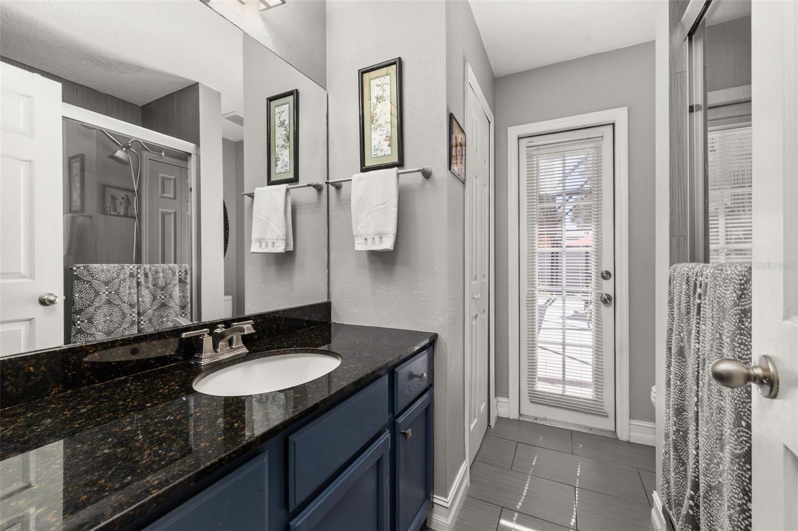 Image 33 of 80 For 1737 Queen Palm Drive