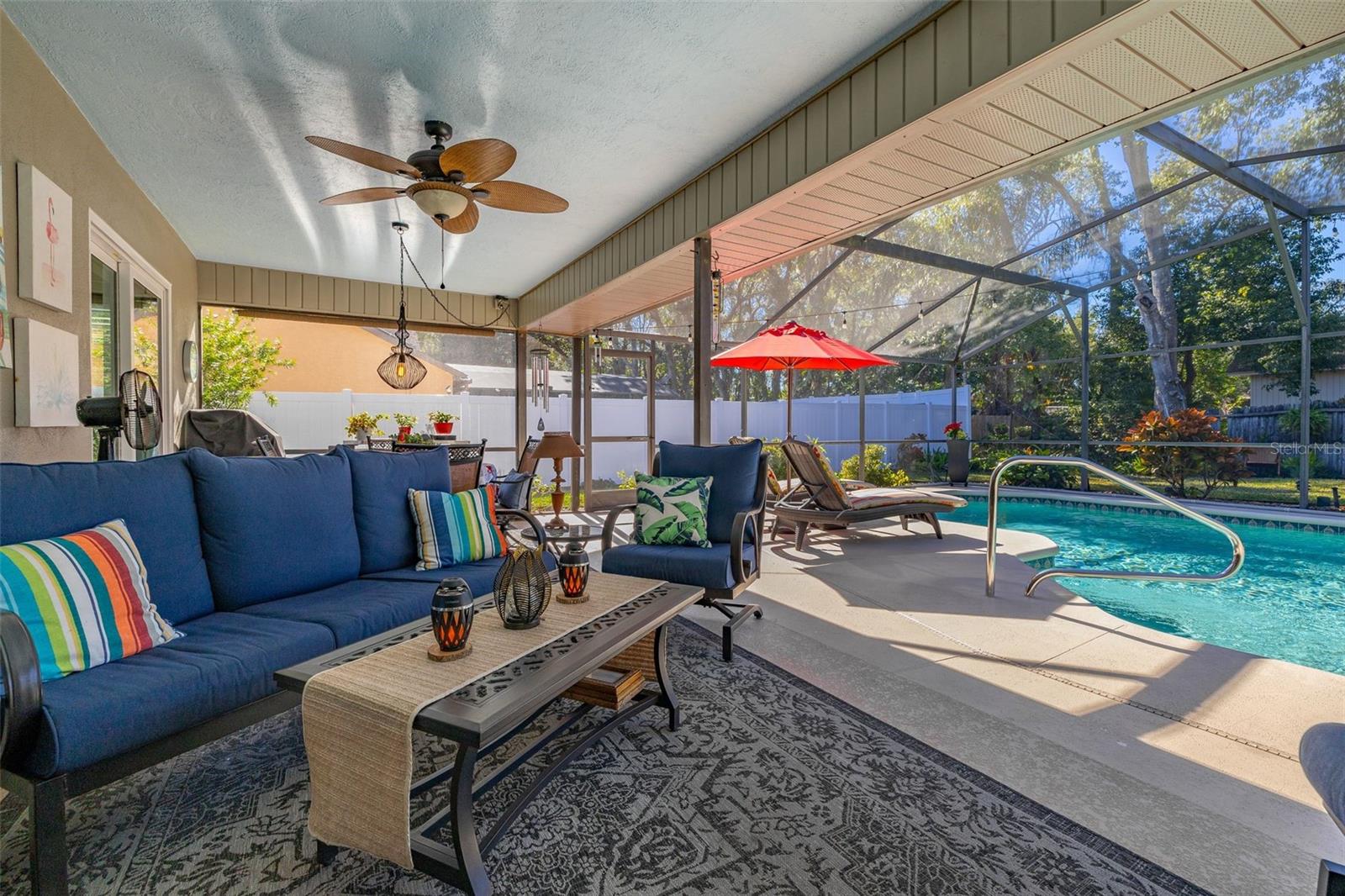 Image 36 of 80 For 1737 Queen Palm Drive