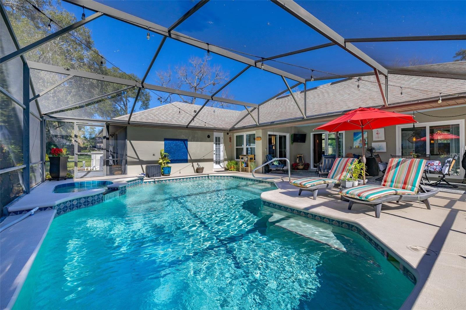 Image 38 of 80 For 1737 Queen Palm Drive