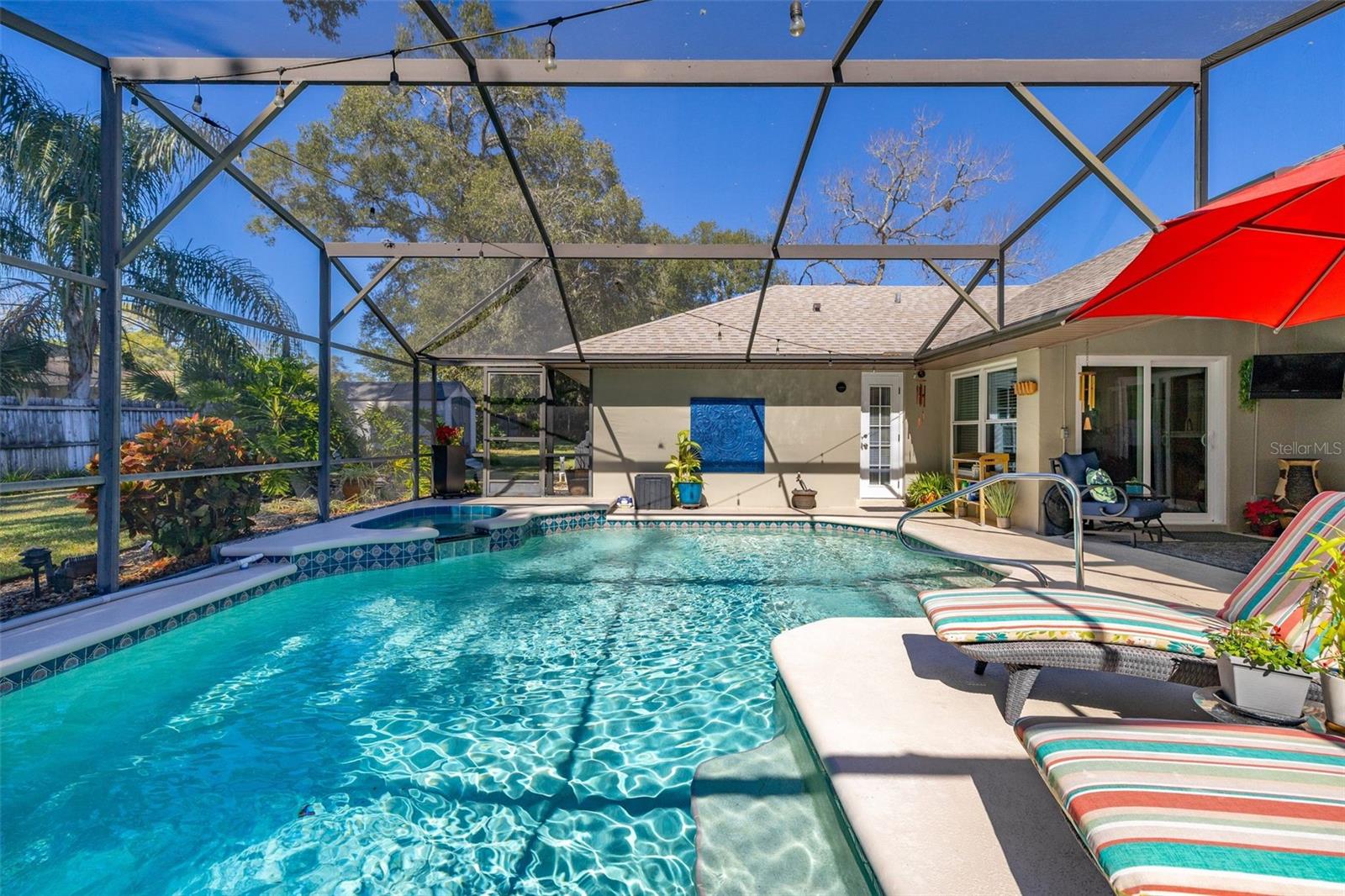 Image 39 of 80 For 1737 Queen Palm Drive