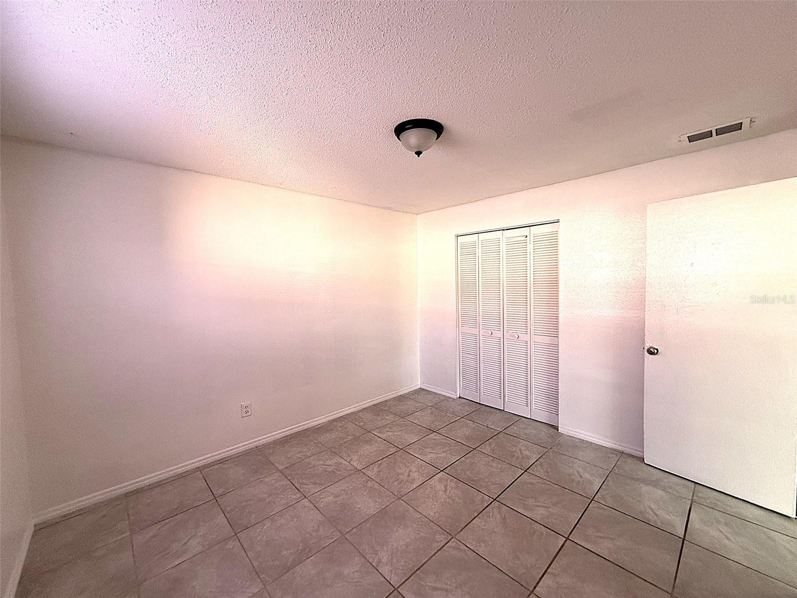 Image 12 of 17 For 698 Michigan Court 4