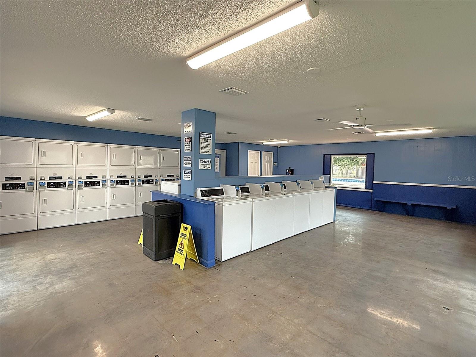 Image 18 of 19 For 720 Michigan Court 4