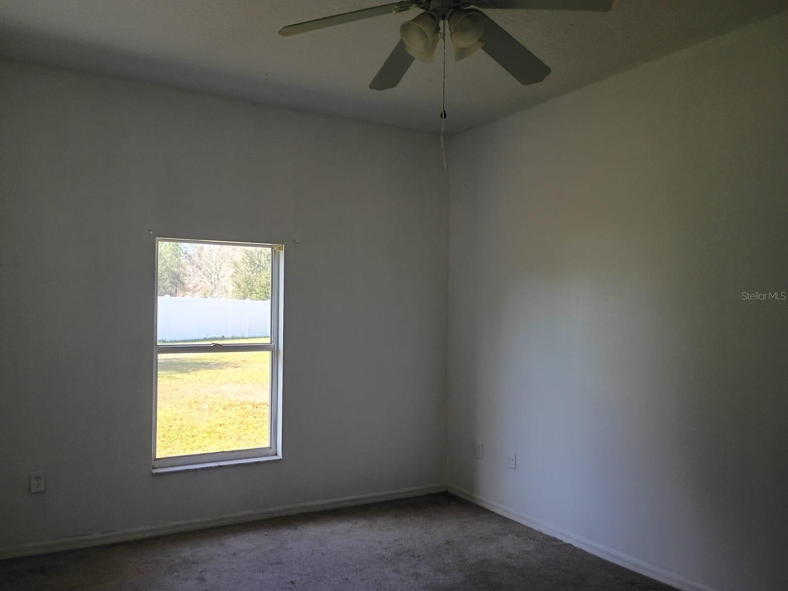 Image 4 of 14 For 829 Blanc Court