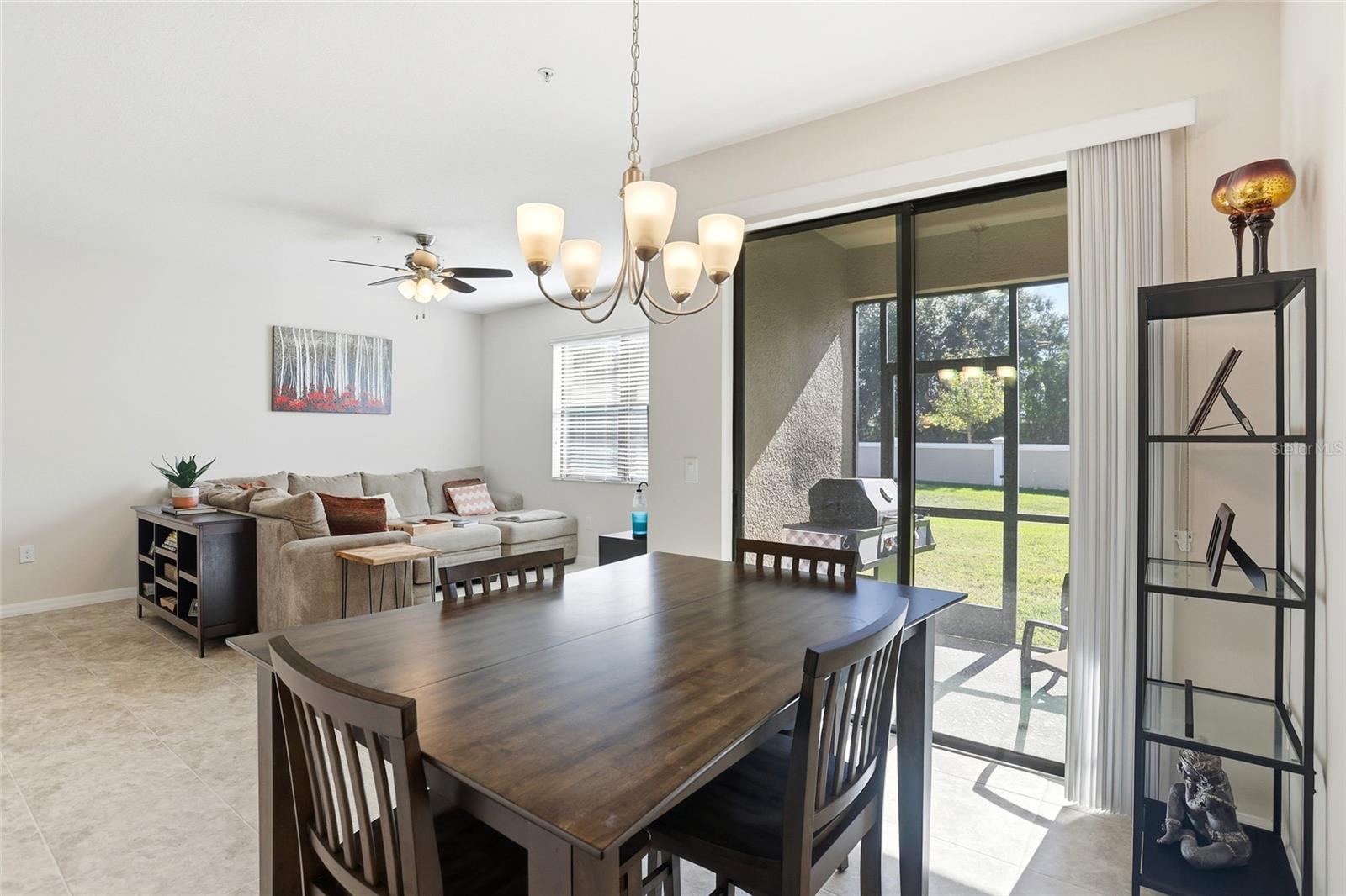 Image 11 of 31 For 2428 Seven Oaks Drive