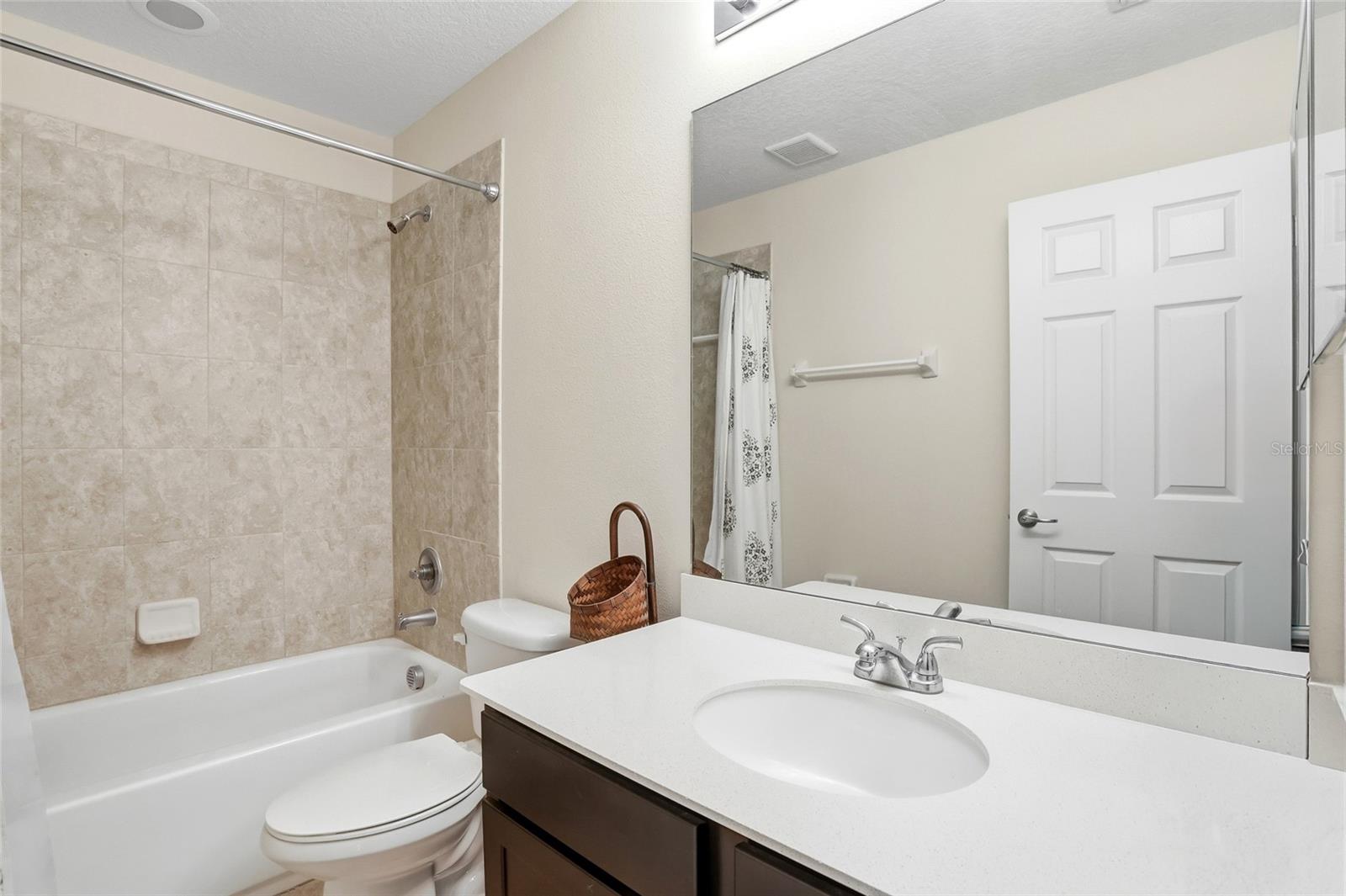 Image 16 of 31 For 2428 Seven Oaks Drive