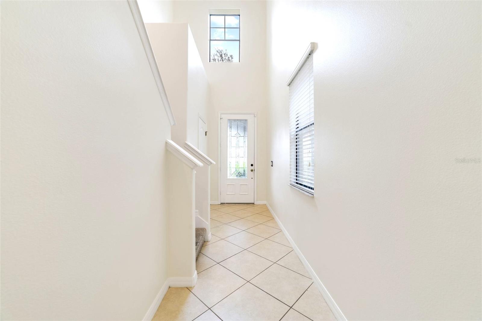 Image 4 of 46 For 1812 Leather Fern Drive