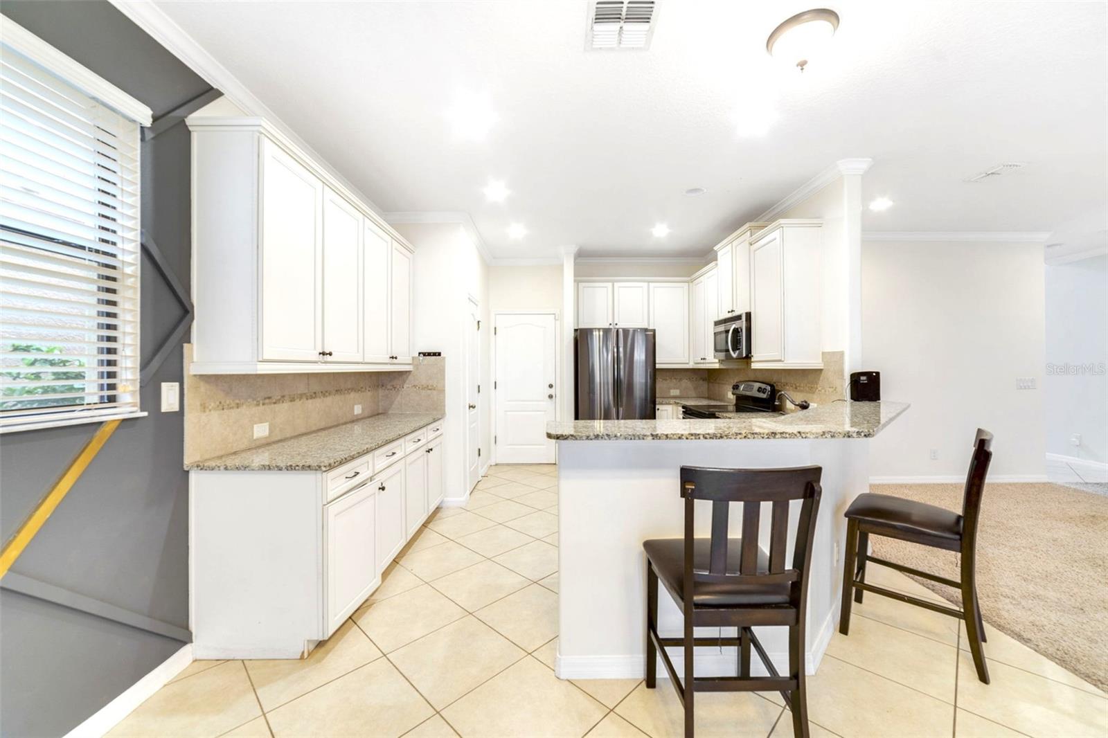 Image 5 of 46 For 1812 Leather Fern Drive