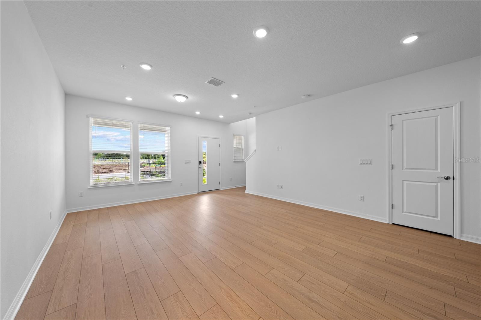 Image 15 of 46 For 11240 Blue Bay Drive