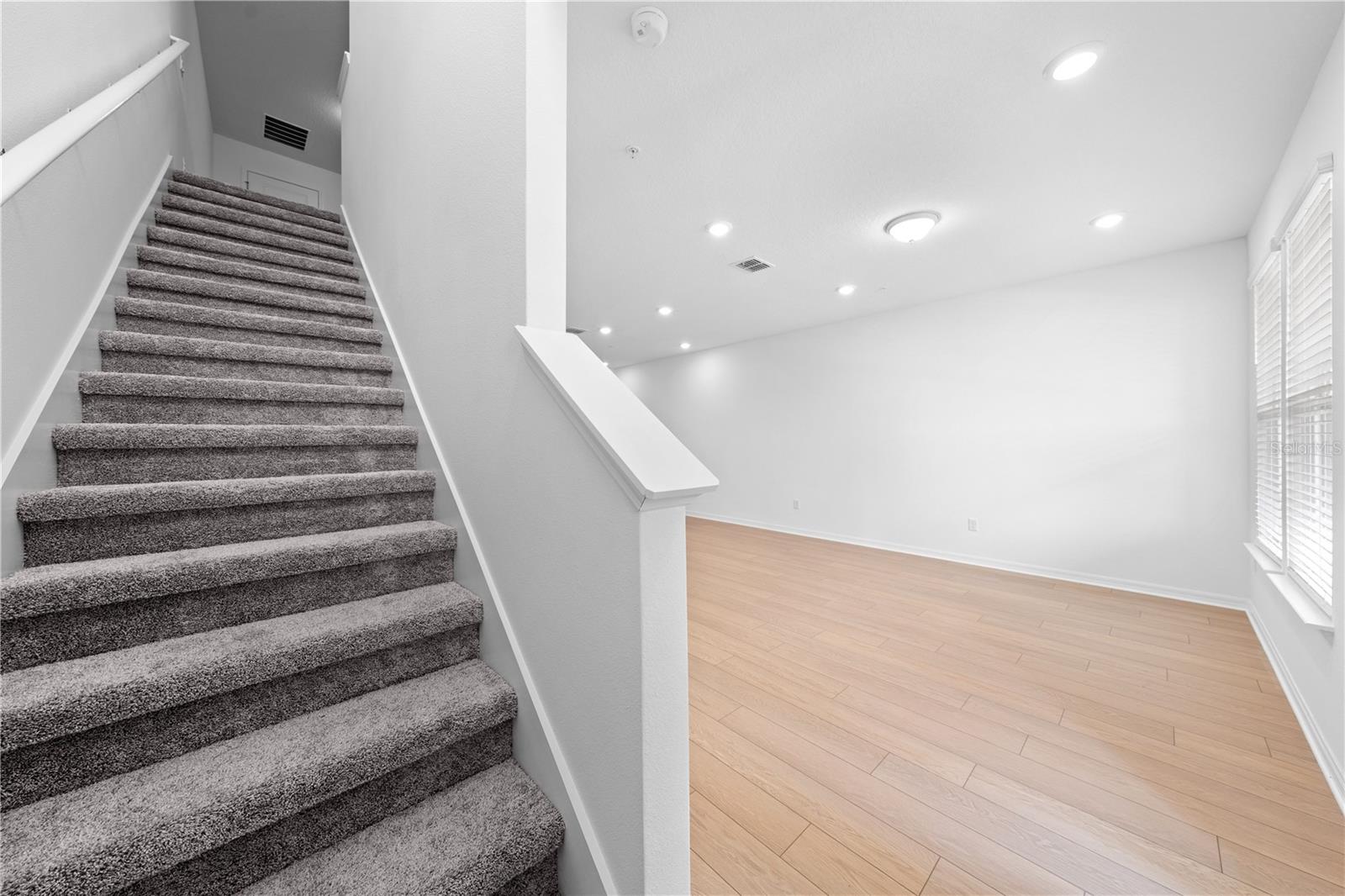 Image 19 of 46 For 11240 Blue Bay Drive