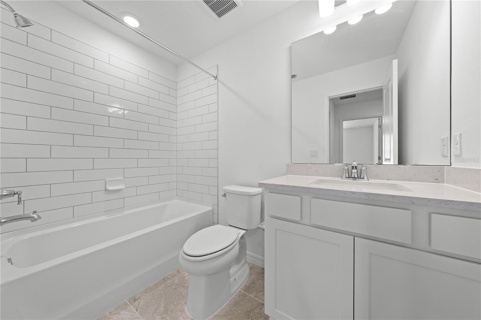 Image 31 of 46 For 11240 Blue Bay Drive