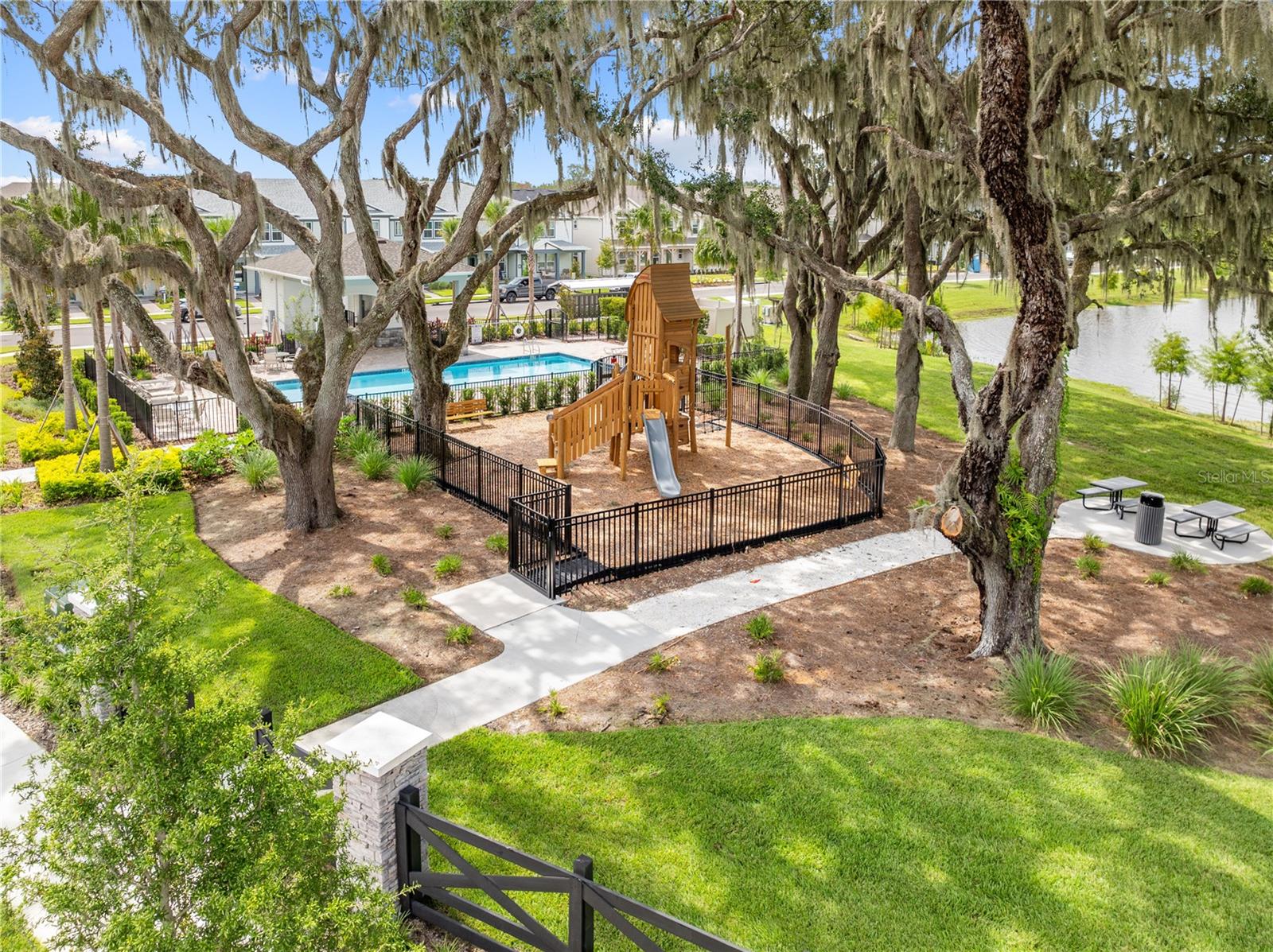 Image 42 of 46 For 11240 Blue Bay Drive