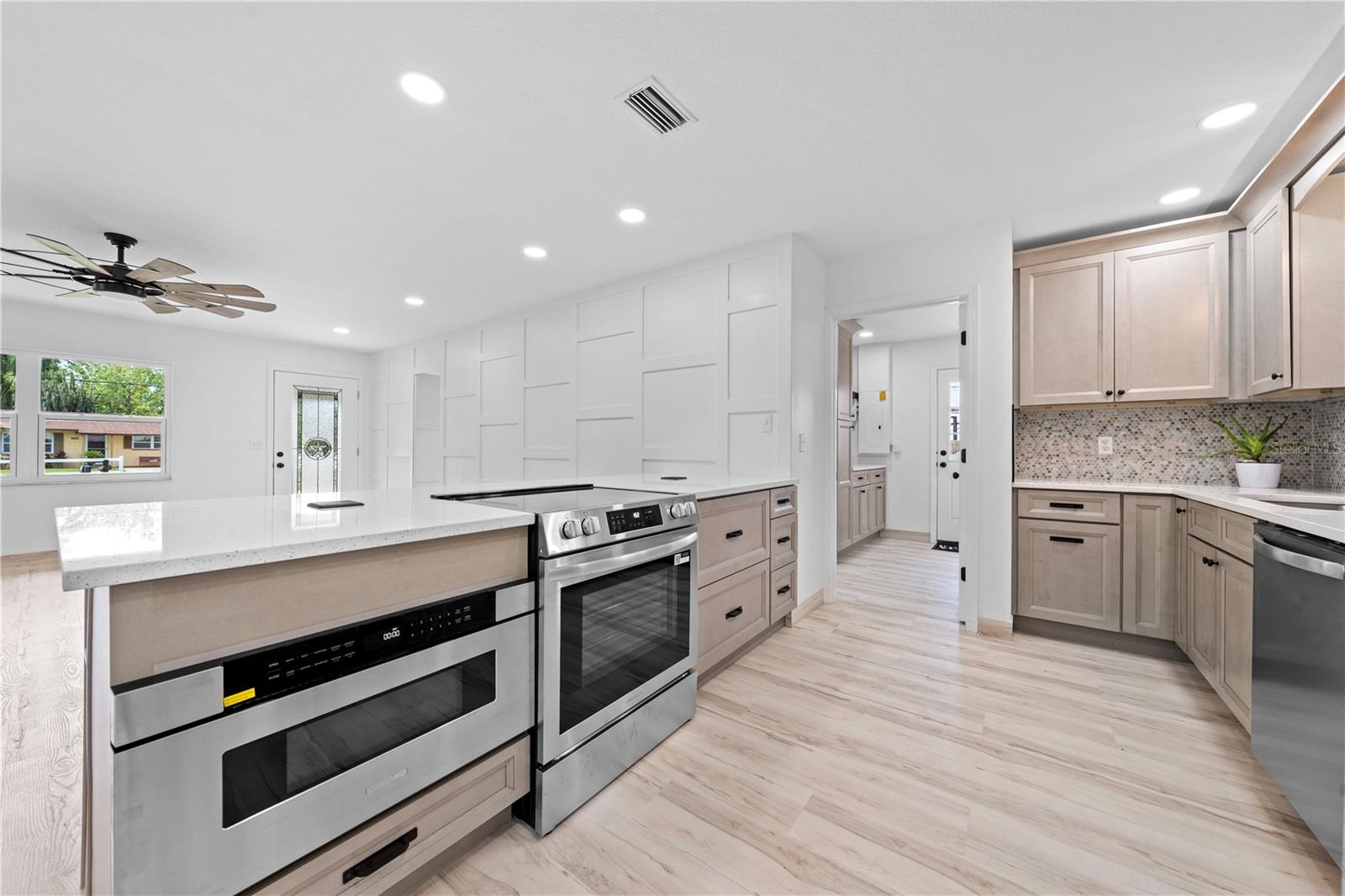 Image 37 of 70 For 4751 Meadow Drive