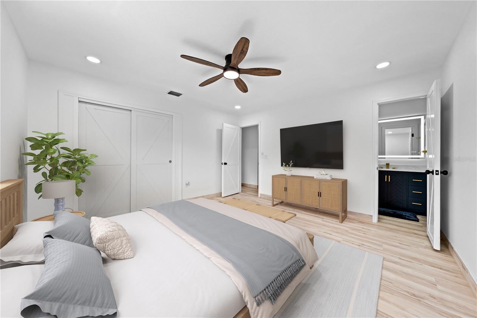 Image 54 of 70 For 4751 Meadow Drive