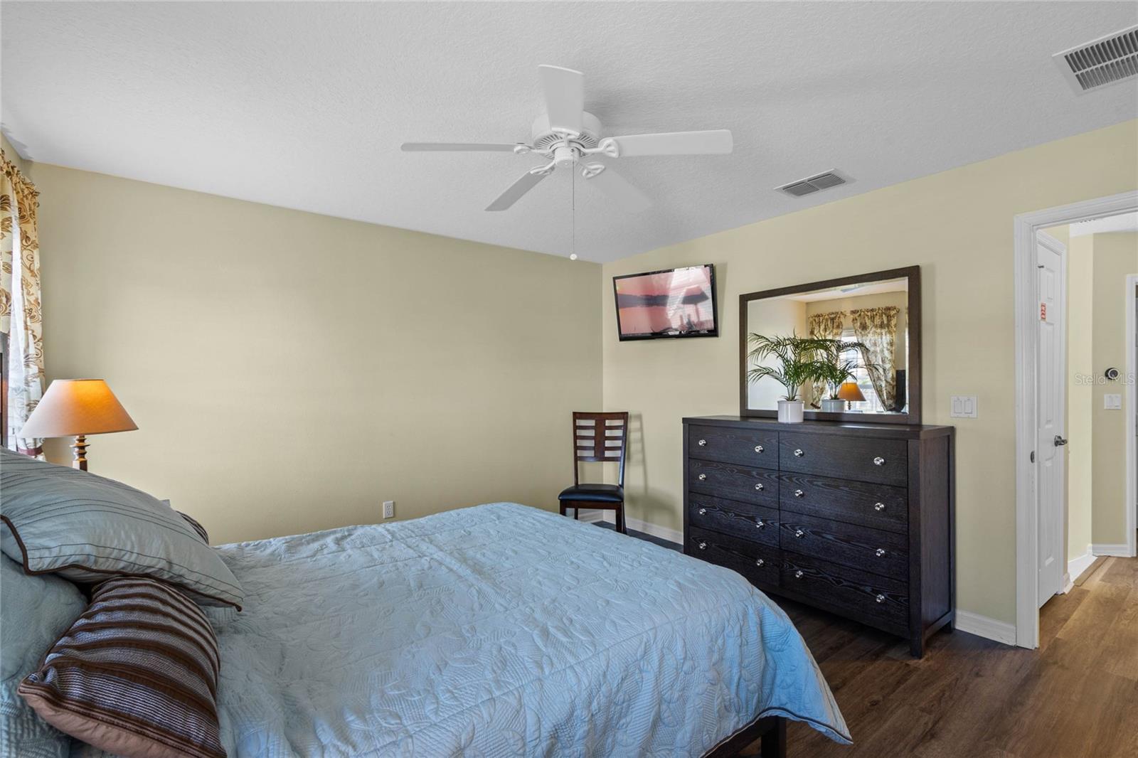 Image 17 of 57 For 8535 Bay Lilly Loop