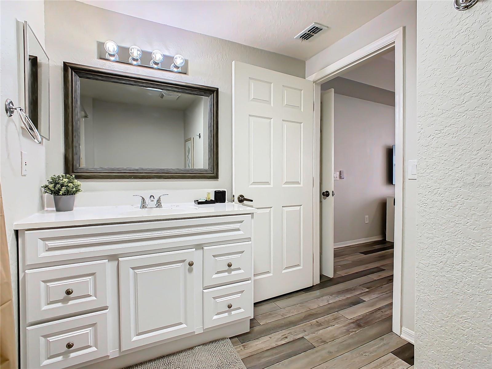 Image 4 of 8 For 4021 Venetian Bay Drive 104