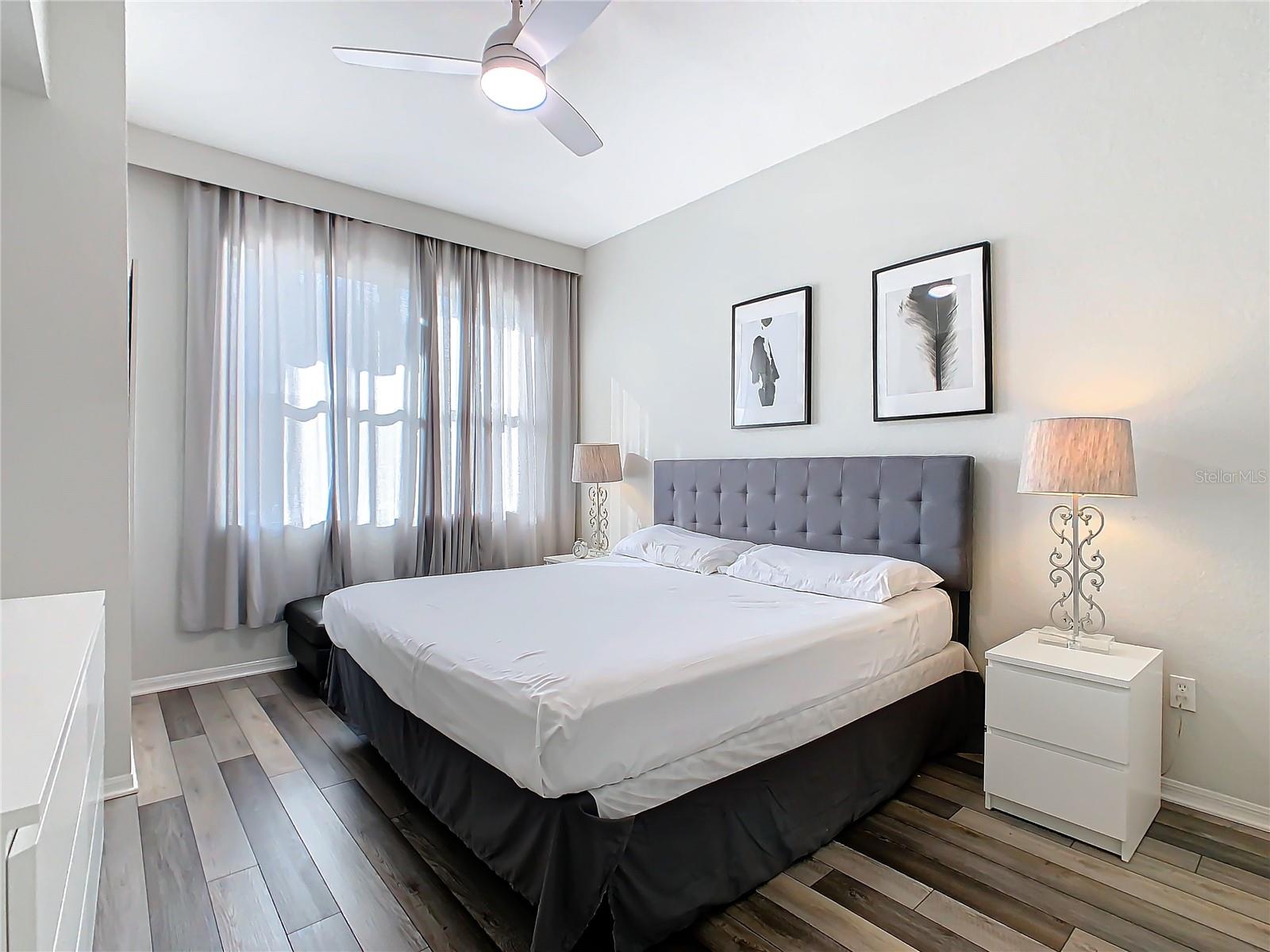 Image 5 of 8 For 4021 Venetian Bay Drive 104