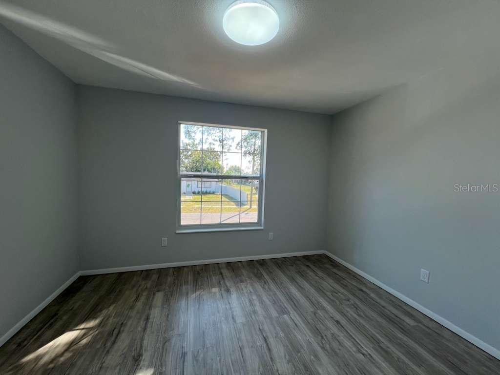 Image 9 of 24 For 1731 Avenue C Ne