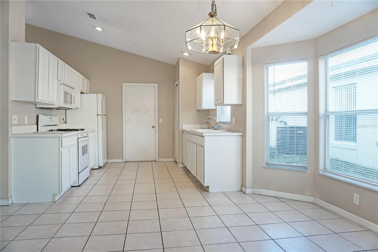 Image 4 of 12 For 155 Clarinet Way