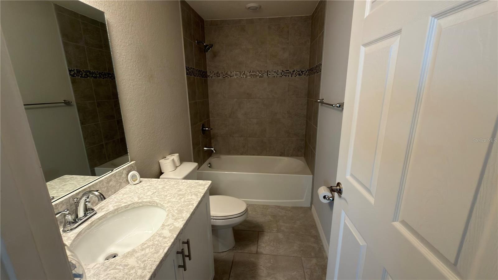 Image 13 of 29 For 1337 Cascade Drive