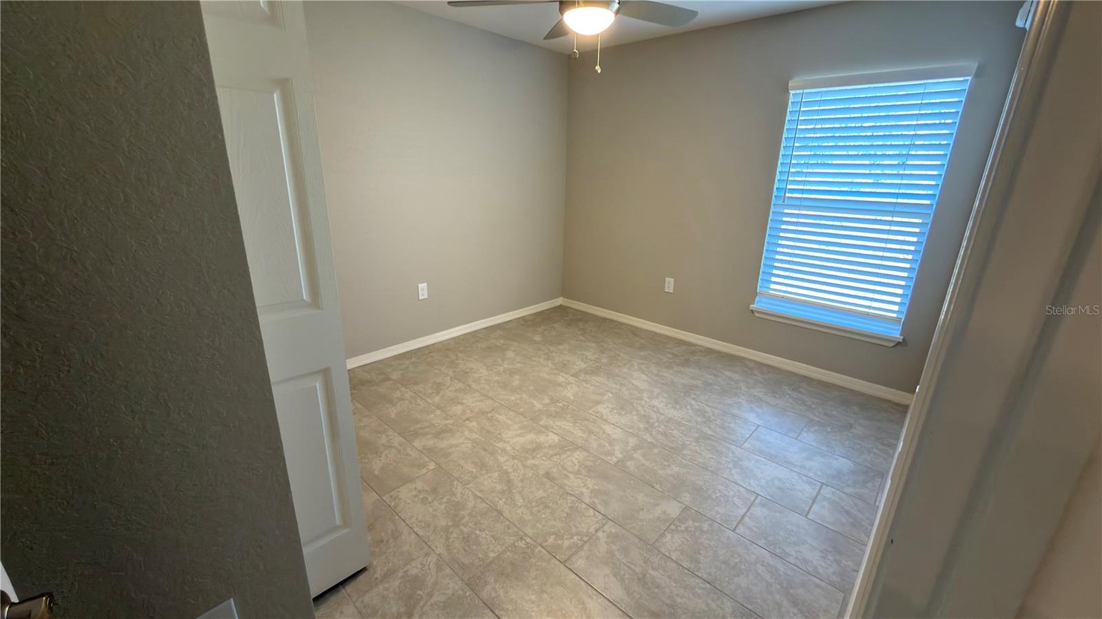 Image 14 of 29 For 1337 Cascade Drive