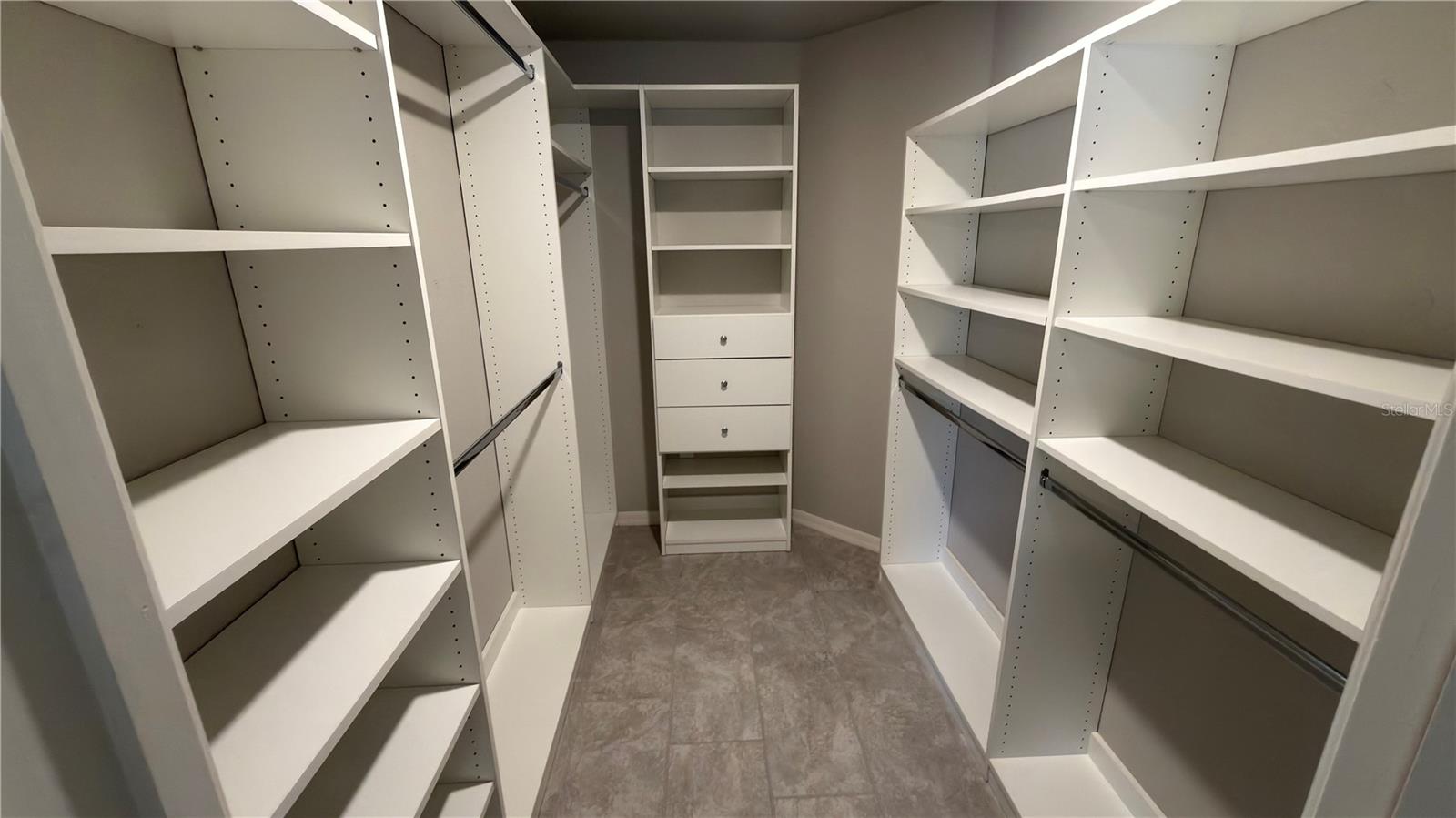 Image 17 of 29 For 1337 Cascade Drive