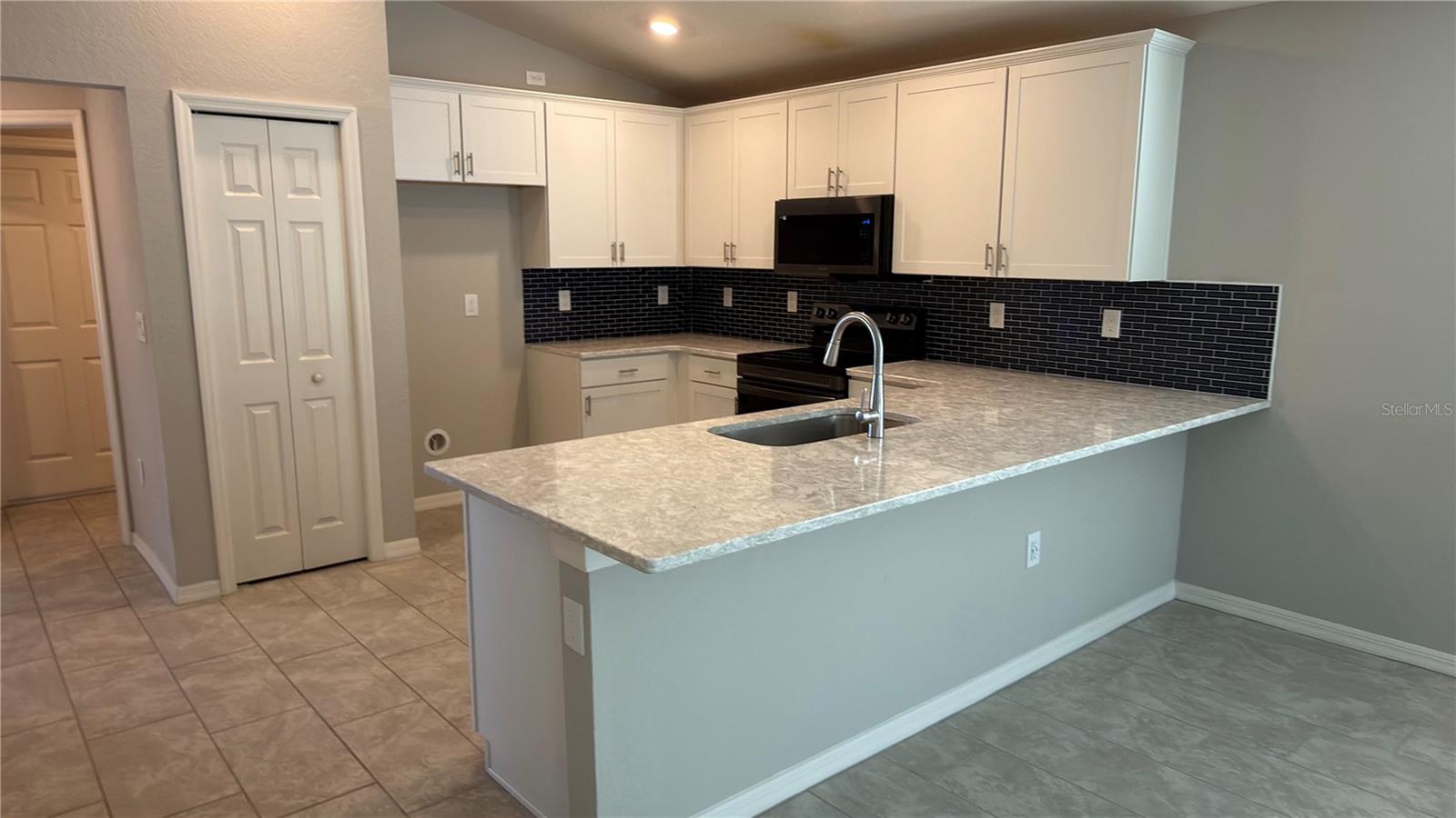 Image 6 of 29 For 1337 Cascade Drive