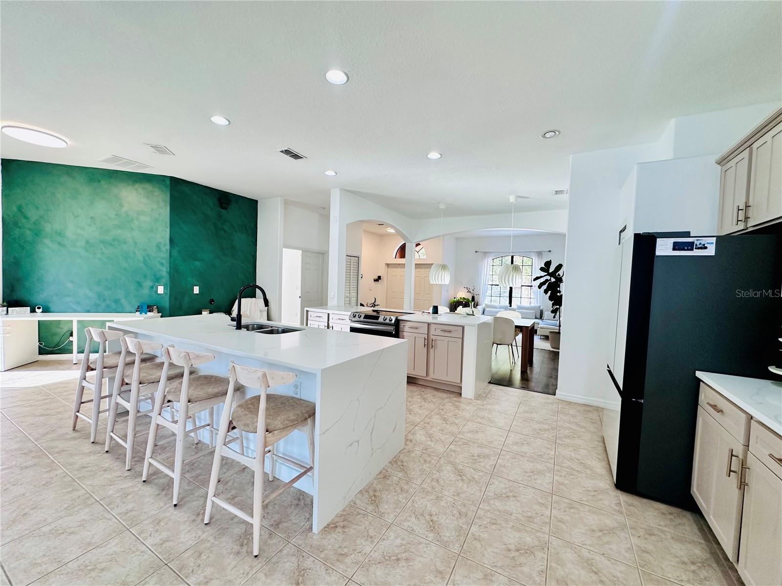 Image 26 of 44 For 3840 Marietta Way