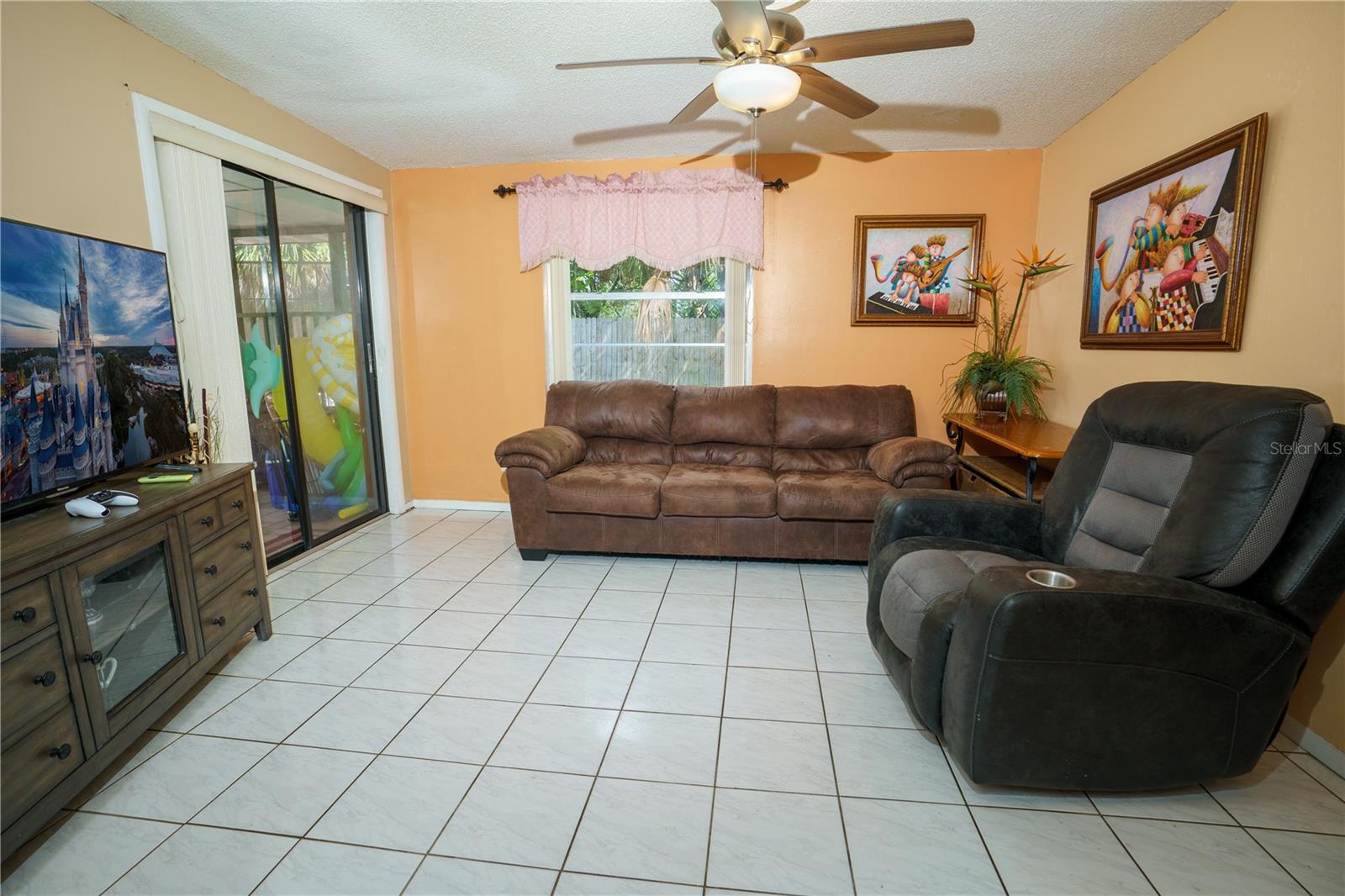 Image 17 of 63 For 2508 Paradise Circle