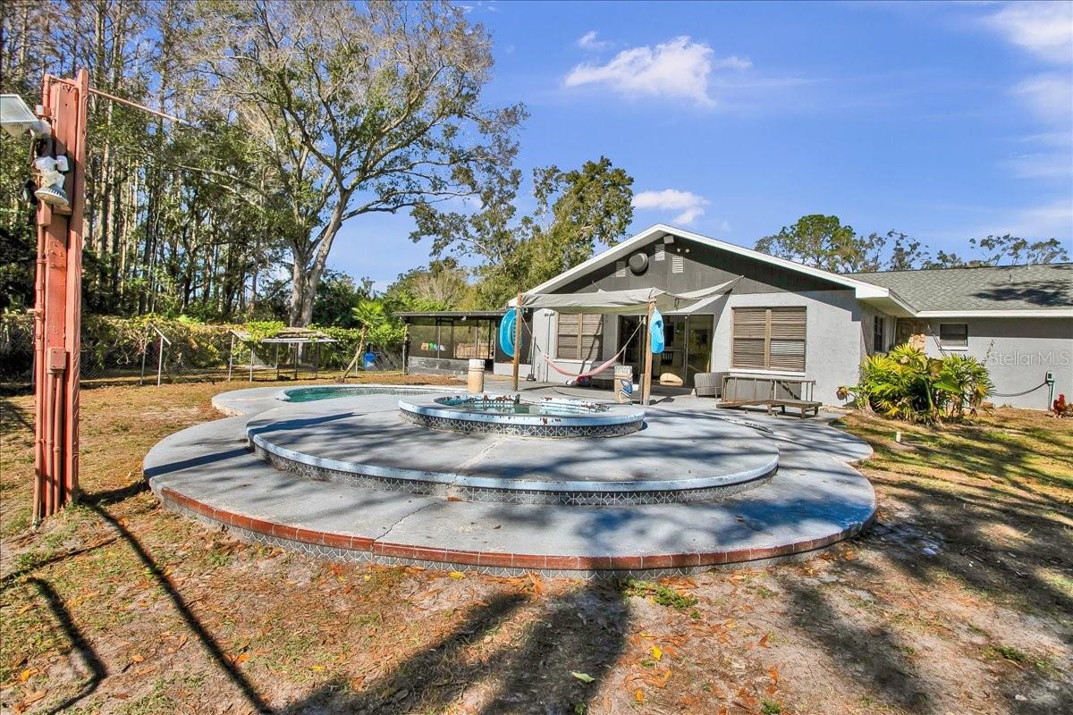 Image 29 of 84 For 6124 Lynn Road