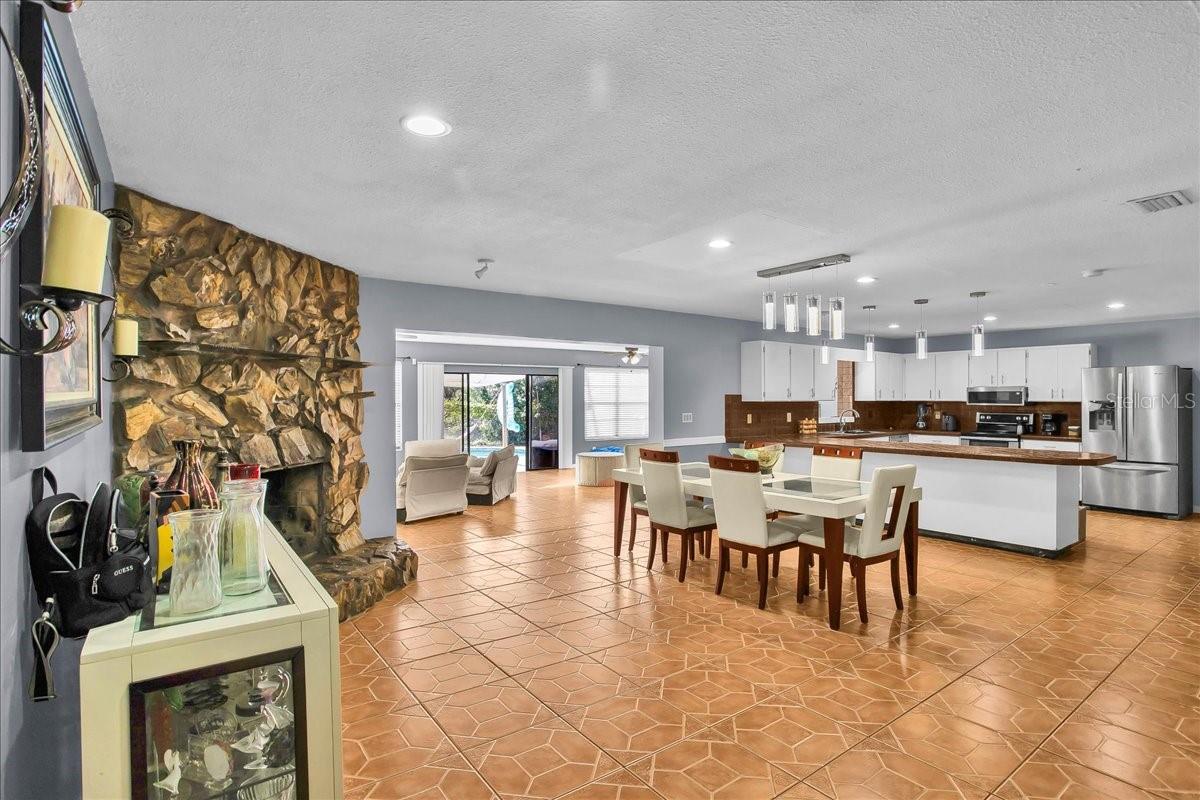 Image 39 of 84 For 6124 Lynn Road