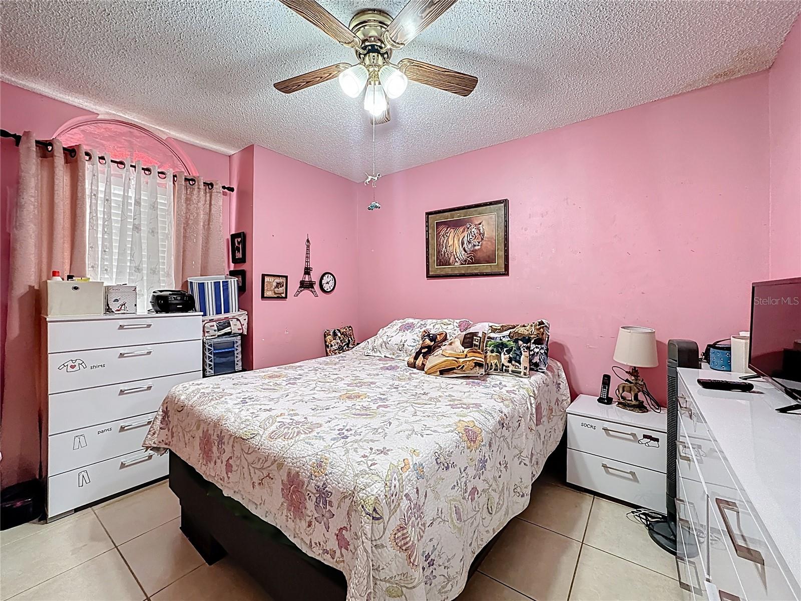 Image 17 of 39 For 3622 Tree Line Way