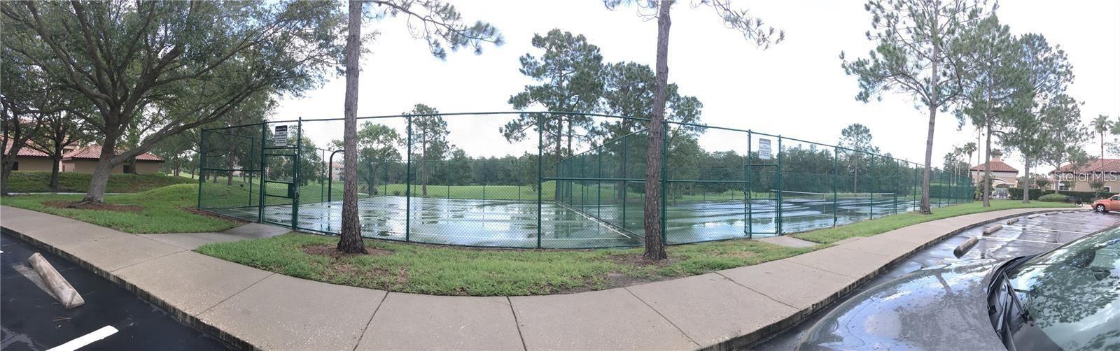 Image 12 of 23 For 14049 Fairway Island Drive 122