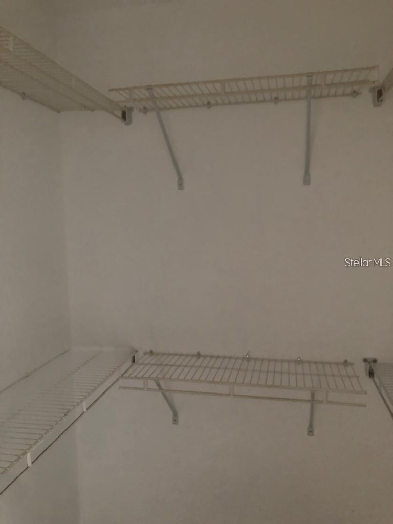 Image 20 of 23 For 14049 Fairway Island Drive 122