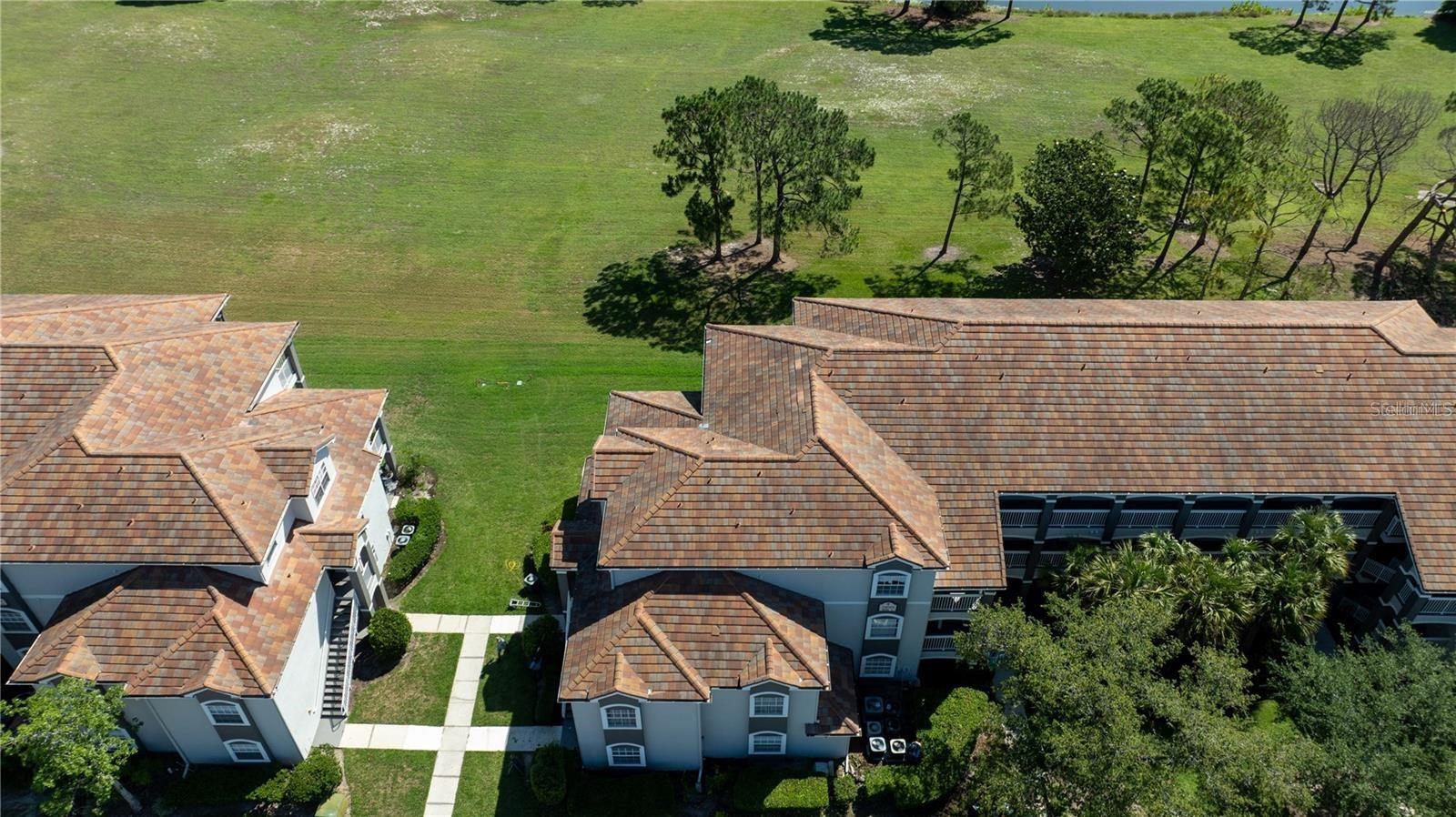 Image 3 of 23 For 14049 Fairway Island Drive 122