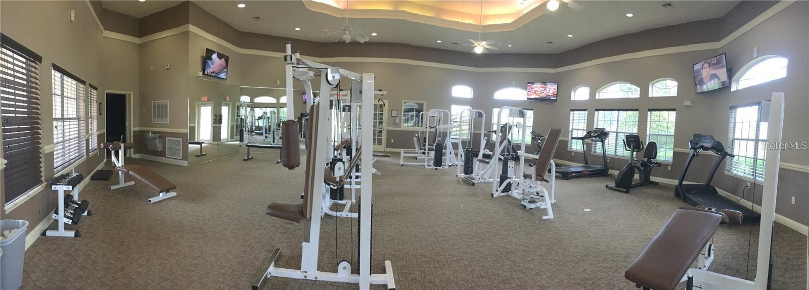 Image 9 of 21 For 14049 Fairway Island Drive 127