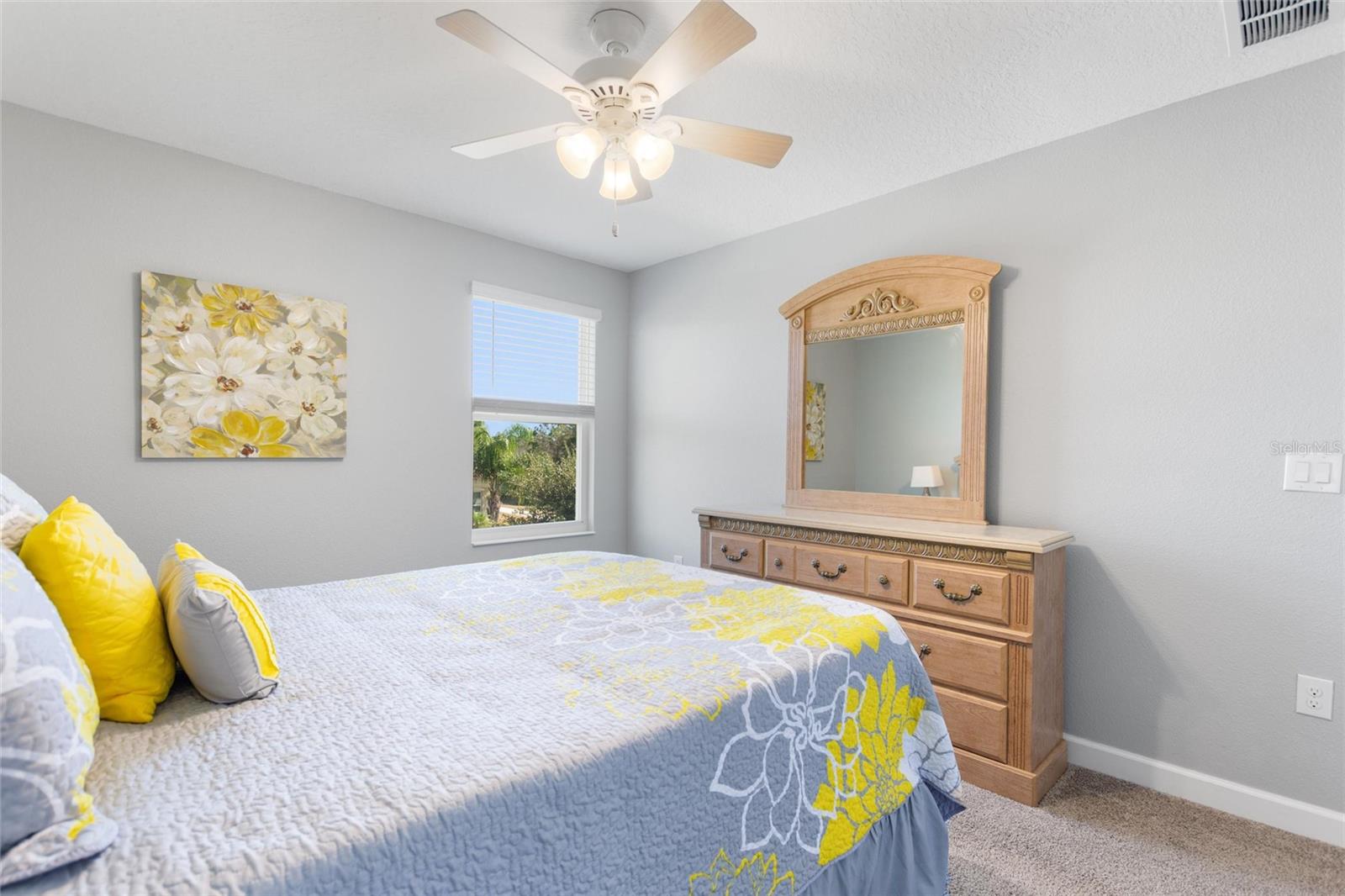 Image 17 of 53 For 8700 Pacific Dunes Drive